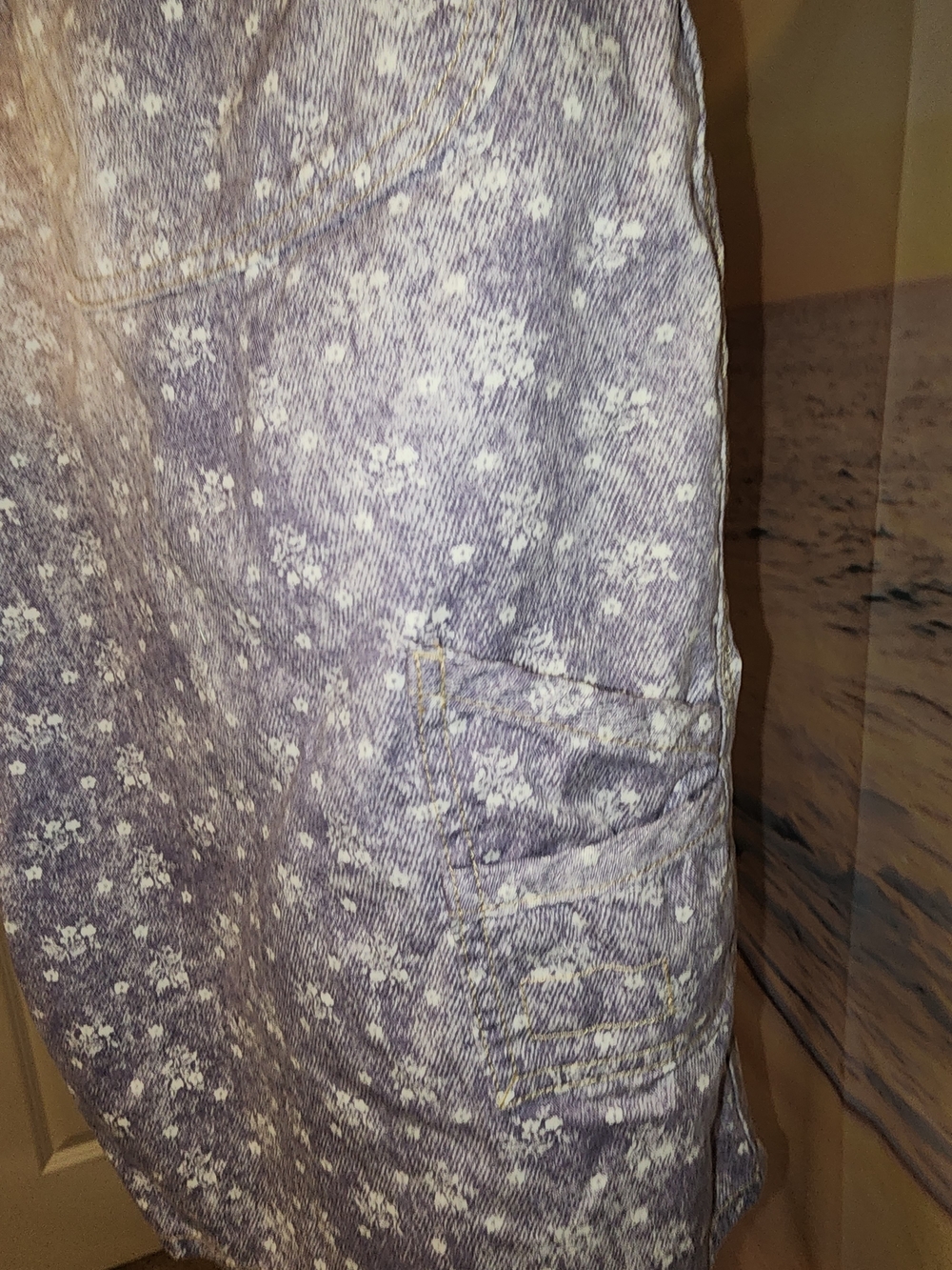 BDG Women's Lavender Floral Cargo Shorts - Picture 10 of 13